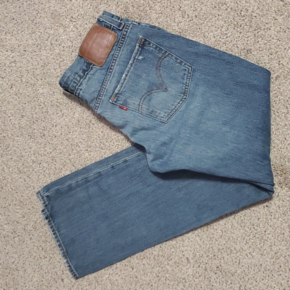 Levi's Other - Levi's 511 Skinny Men's Distressed Jeans 32